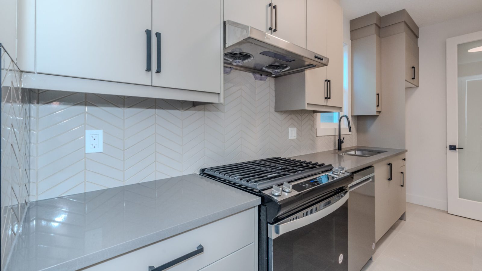 The Jasper photo 8